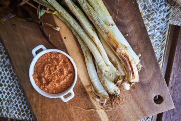 Calcots e salsa romesco